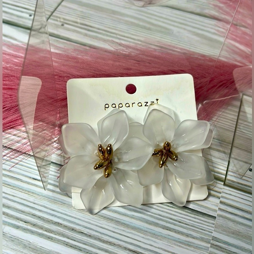 Acrylic Gold and Clear Flower Earrings